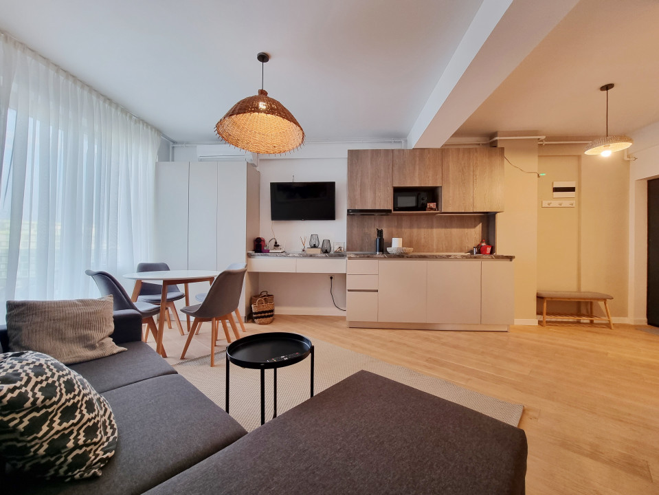 Studio cochet cu vedere la mare, langa nisip