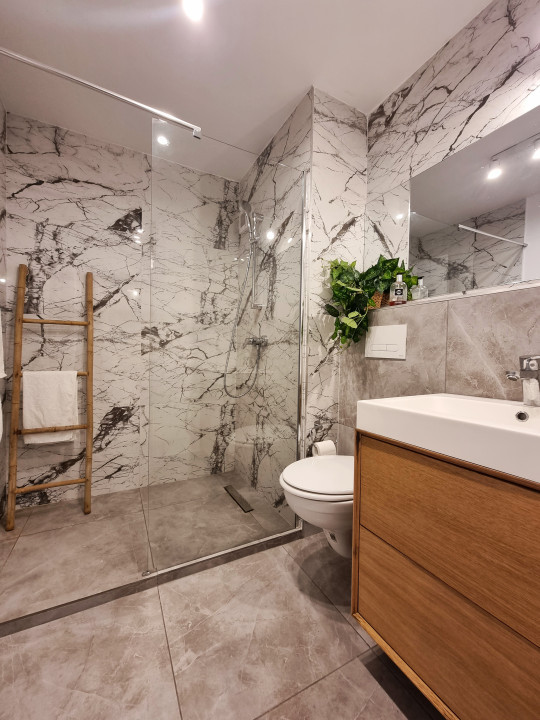 Studio cochet cu vedere la mare, langa nisip