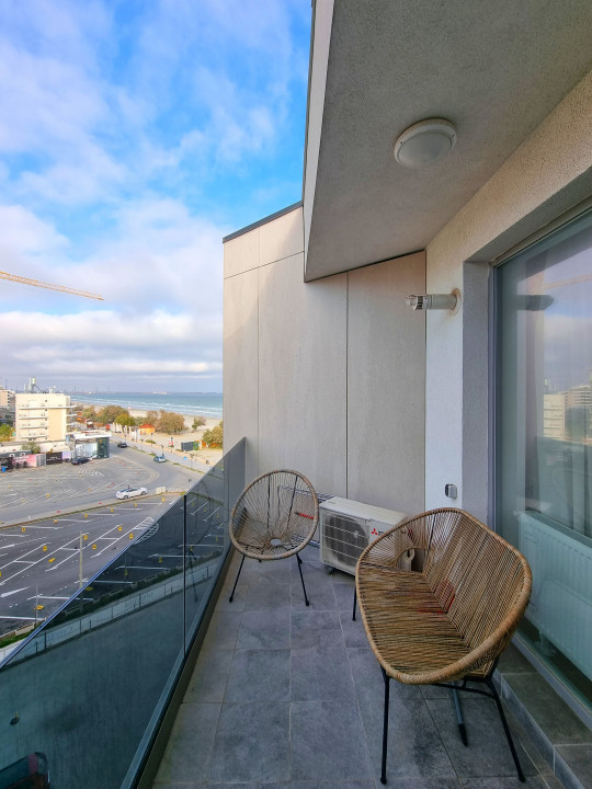 Studio cochet cu vedere la mare, langa nisip