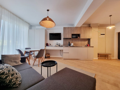 Studio cochet cu vedere la mare, langa nisip