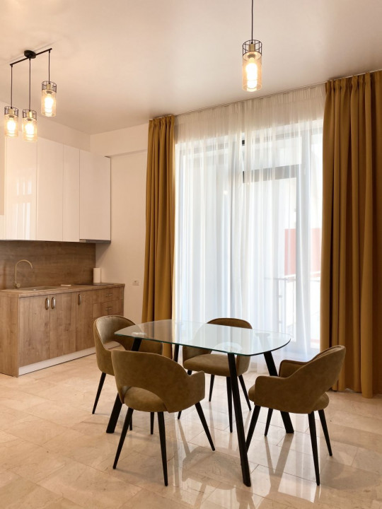 Vedere generoasa la mare, la doi pasi de nisip