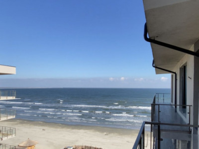 Vedere generoasa la mare, la doi pasi de nisip