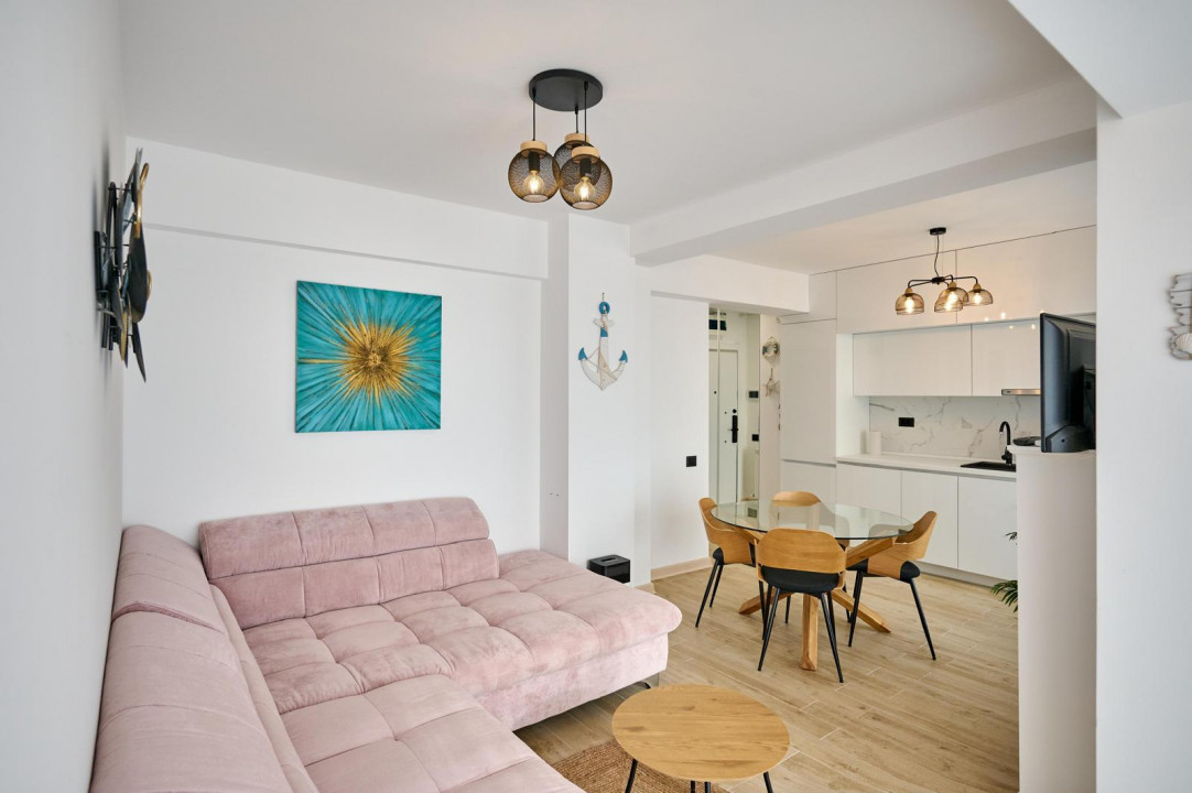 Apartamente cu vedere frontala la mare si parcare subterana in Alezzi Infinitty