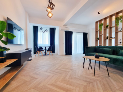 Apartament amenajat special cu parcare acoperita si priveliste catre apa