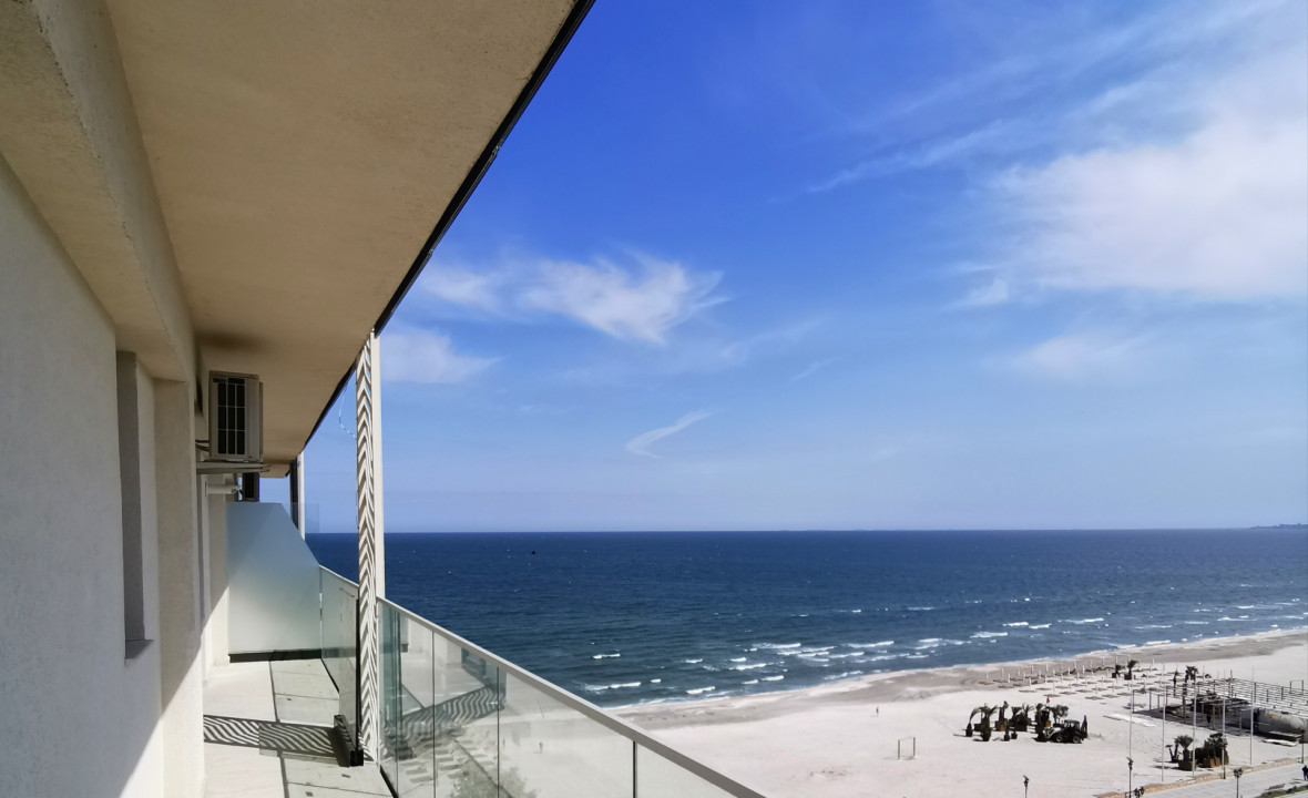 Vedere la mare in primul rand la promenada