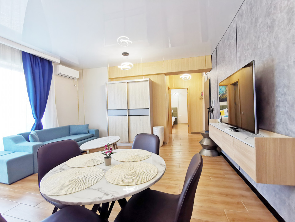 Vedere la mare in primul rand la promenada