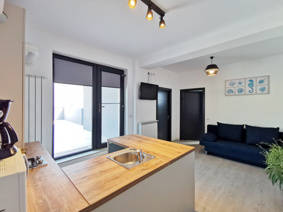 Penthouse cu terasa generoasa, aproape de plaja