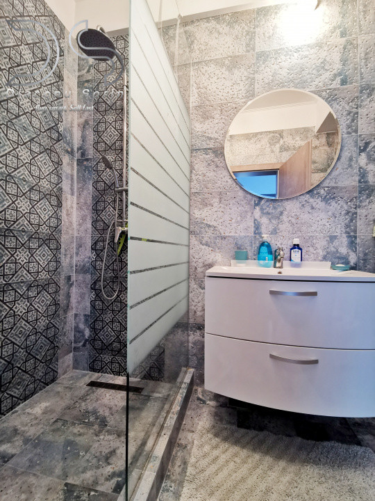 Apartament cu vedere la mare si loc de parcare in Faleza Nord