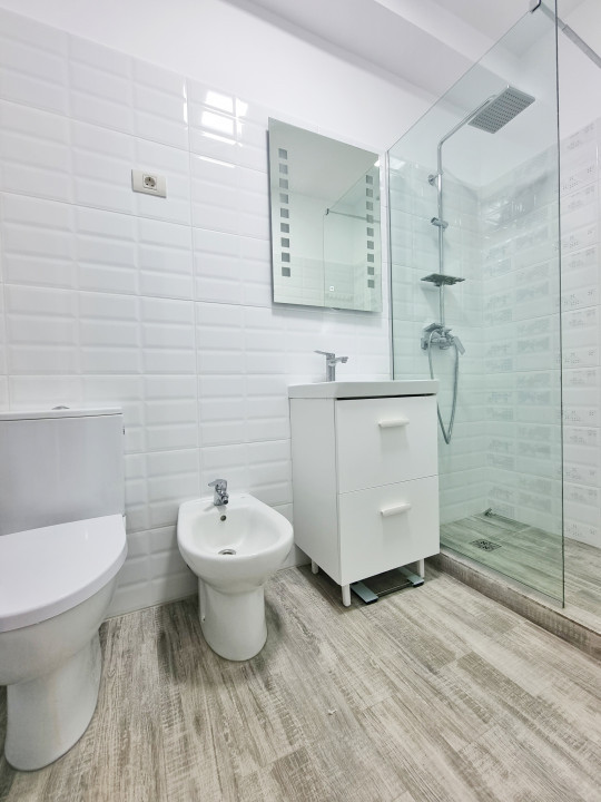 Apartament cu parcare privata aproape de plaja