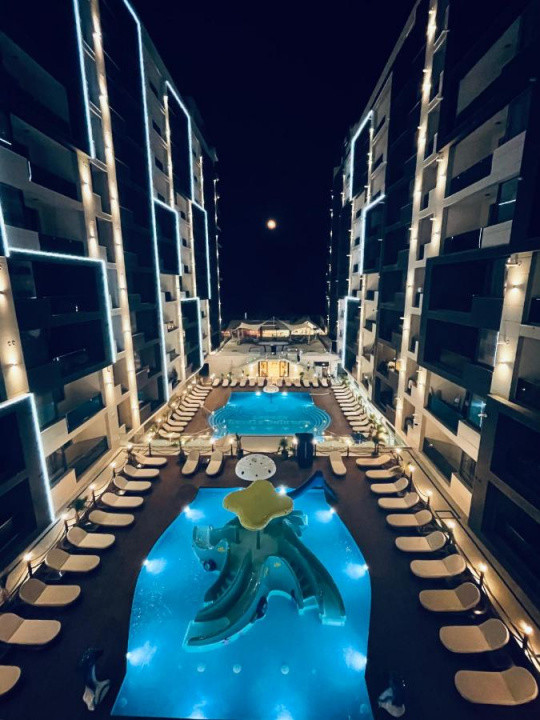 Apartament cu 2 bai si vedere la mare in Building Stefan Resort