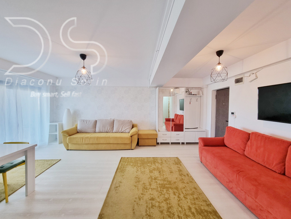 Apartament cu 2 bai si vedere la mare in primul rand la promenada