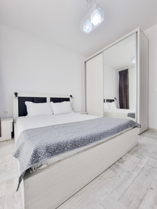 Apartament in bloc cu parcare privata, langa plaja