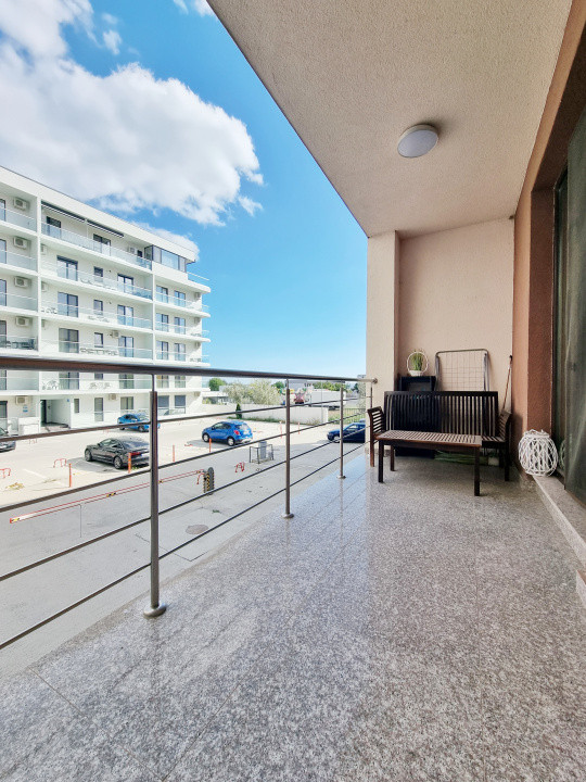 Apartament in bloc cu parcare privata, langa plaja