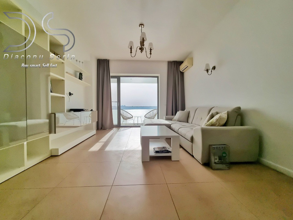 Interior minimalist, priveliste maximalista