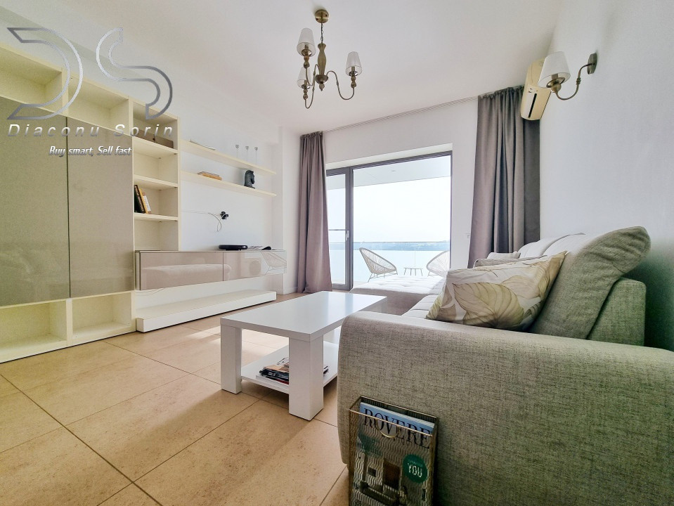 Interior minimalist, priveliste maximalista