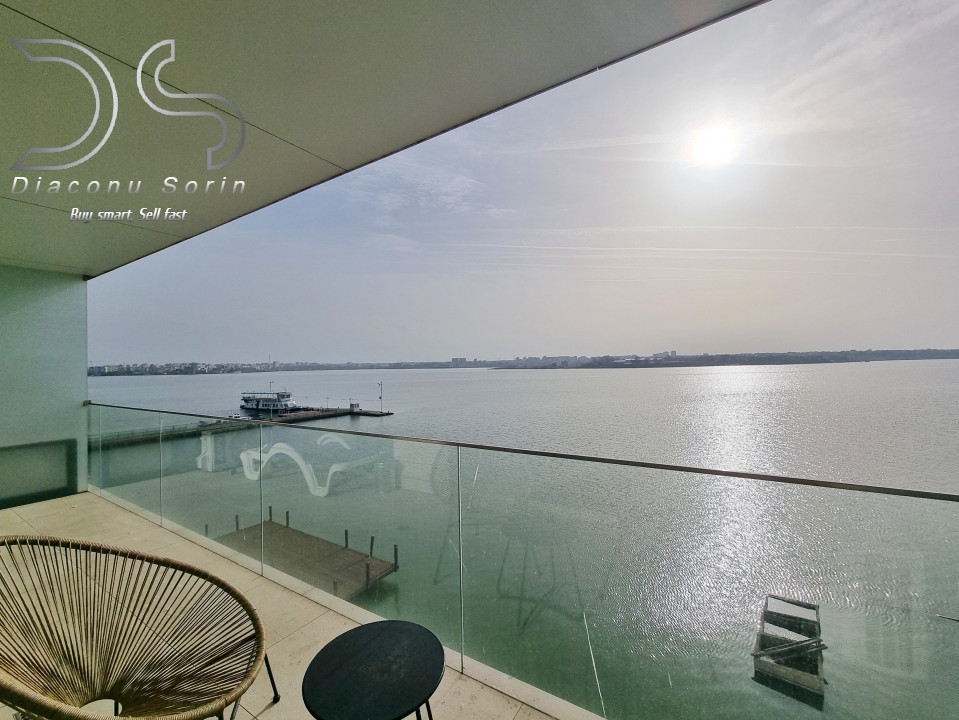 Interior minimalist, priveliste maximalista