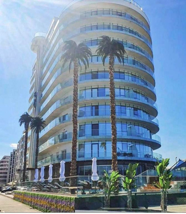 Studio cu priveliste catre ape in White Tower Mamaia