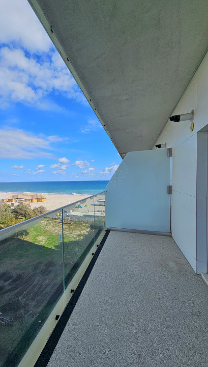 Studio cu priveliste catre ape in White Tower Mamaia