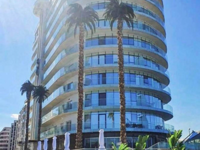 Studio cu priveliste catre ape in White Tower Mamaia