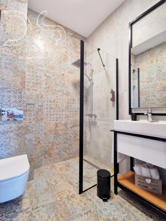 3 Camere, Bloc Nou, LUX,, Parcare