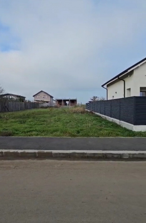 Teren cu suprafata de 569mp si deschidere de 15mp in Cumpana