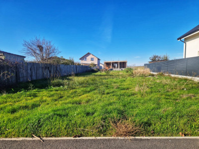 Teren cu suprafata de 569mp si deschidere de 15mp in Cumpana