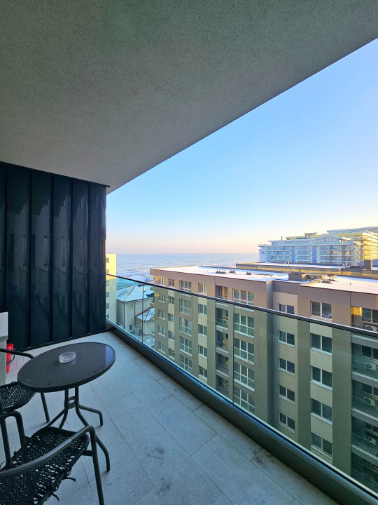 Vedere la mare in primul rand la promenada