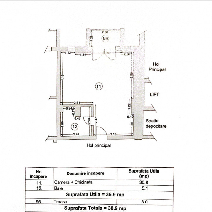 Studio modern intr-un imobil cu piscina privata
