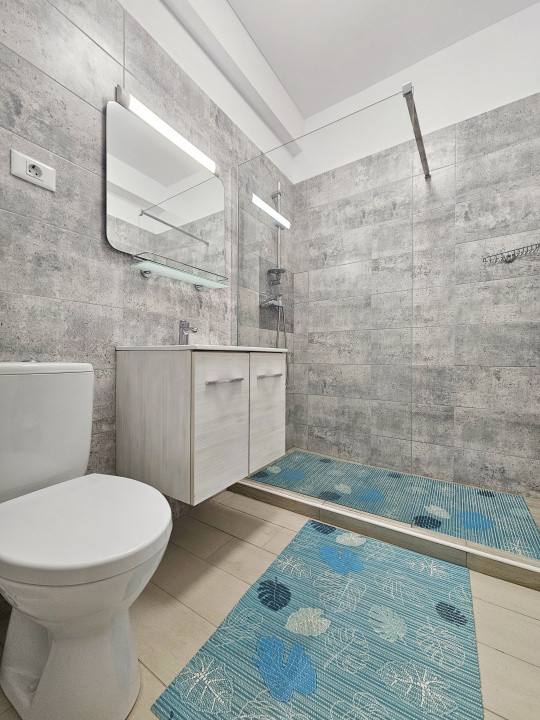 Apartament cu 2 camere la 50 m de plaja.